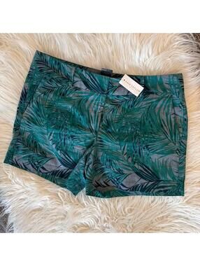 Ann Taylor Loft Green Leaf Print Mid Rise Shorts Size 8